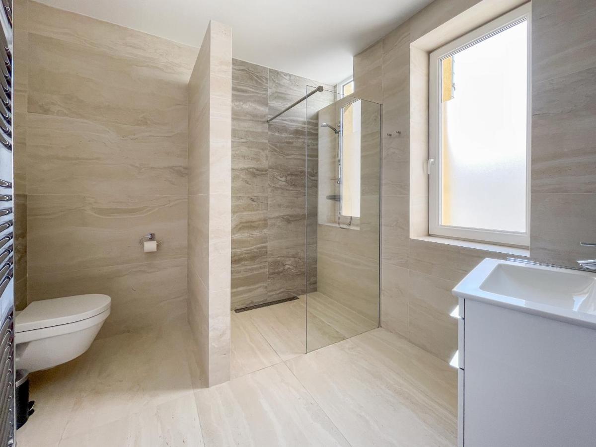 Elysian Apartment Bratislava Luaran gambar