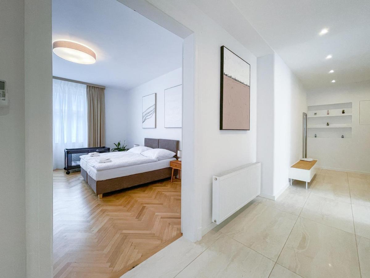 Elysian Apartment Bratislava Luaran gambar