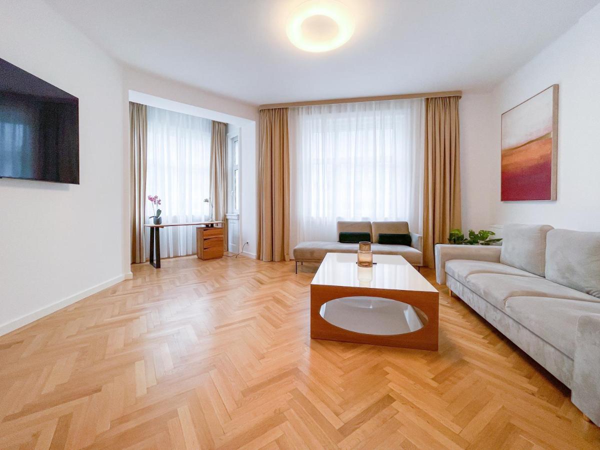 Elysian Apartment Bratislava Luaran gambar
